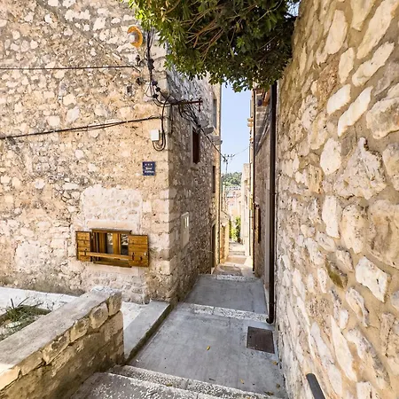 Sunce * Hvar Town