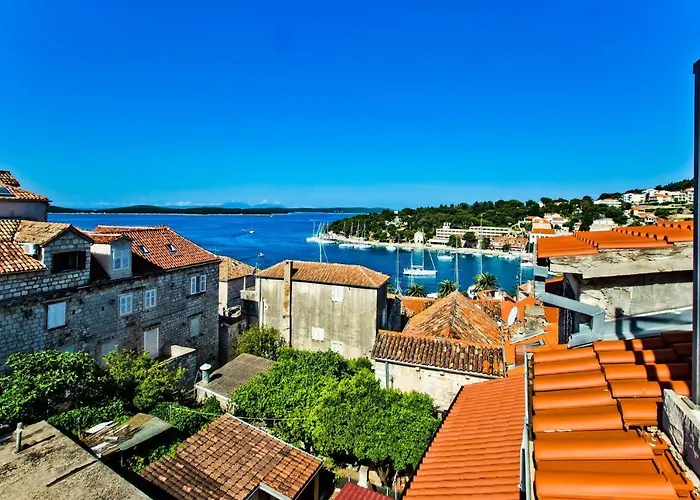Sunce * Hvar Town
